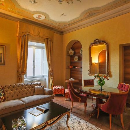 Prestigious Apartment Piazza Navona Rome Luaran gambar