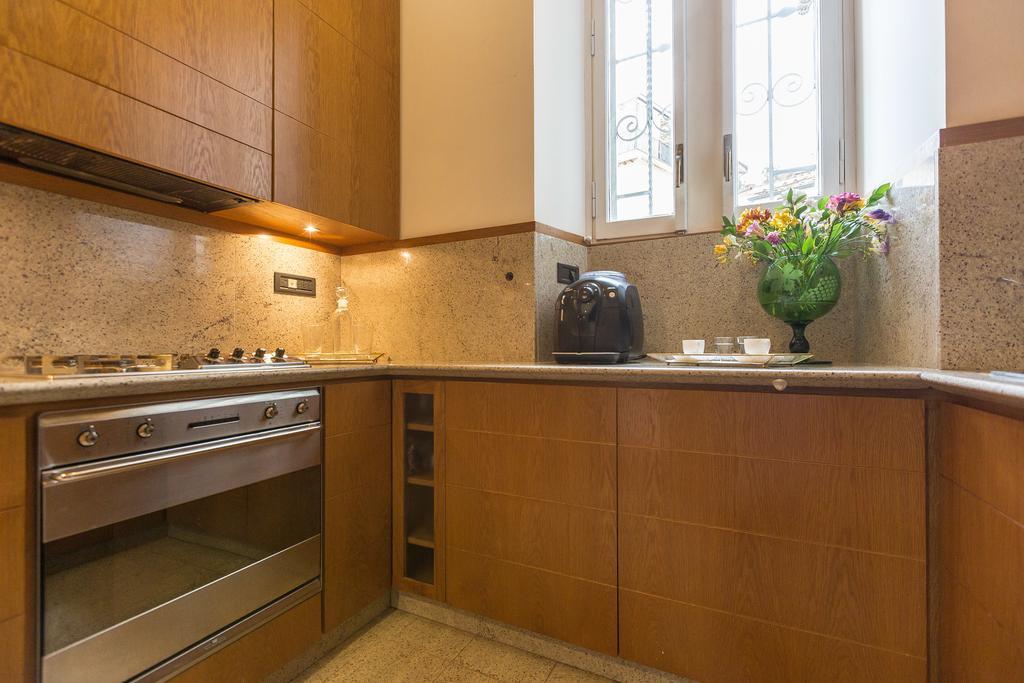 Prestigious Apartment Piazza Navona Rome Luaran gambar